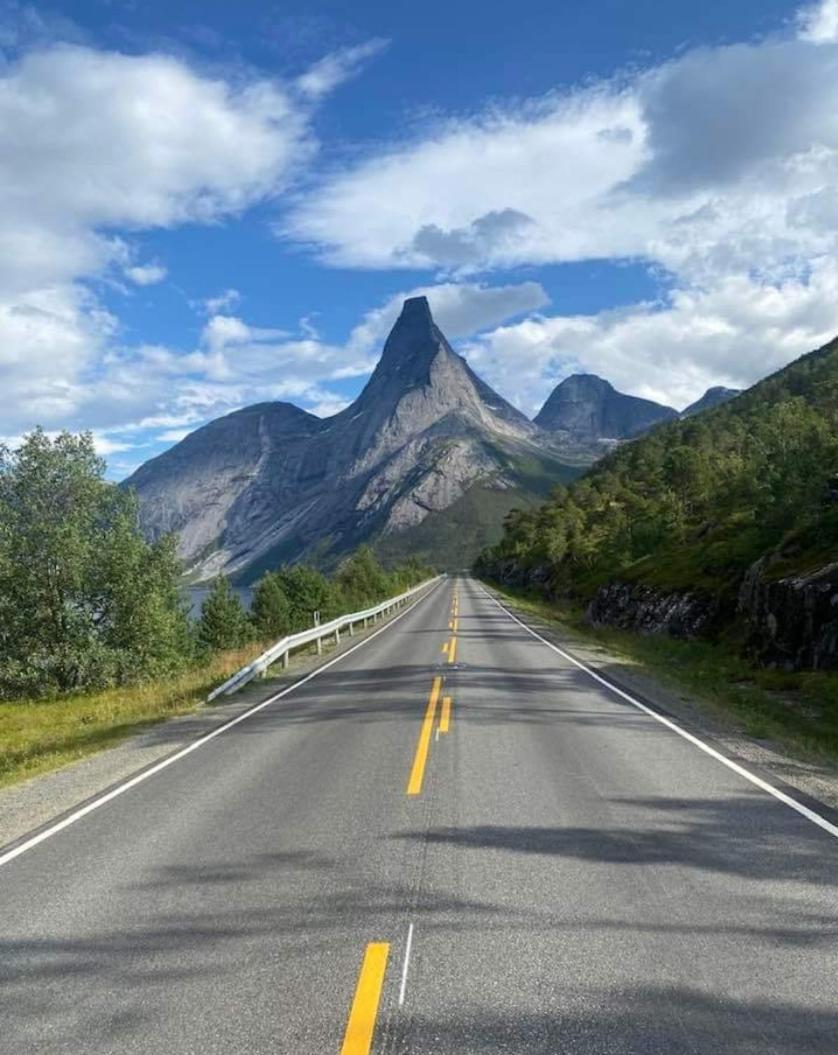 Koselig Leilighet I Narvik Sentrum 5 Soveplasser Gratis Parkering Og Gratis Internett 外观 照片